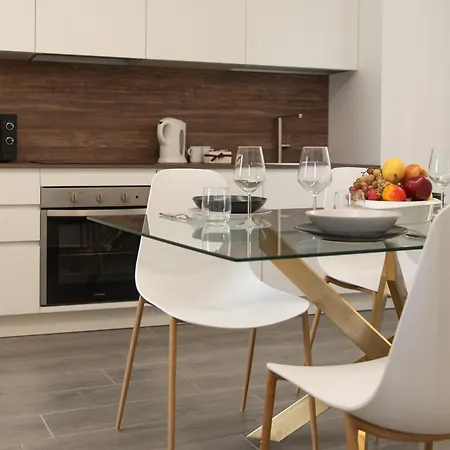 Tra Il Borgo E Il Apartment *